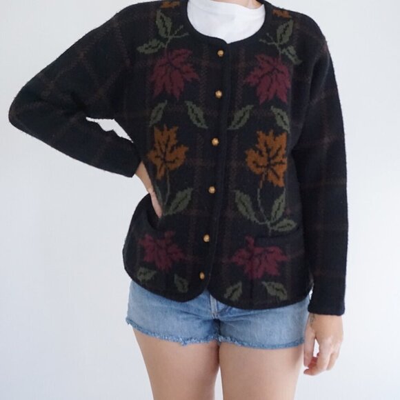 Sweaters - Vintage Crystal-Kobe Floral Plaid Knit Cardigan Sweater S Eclectic Grandpa Fall